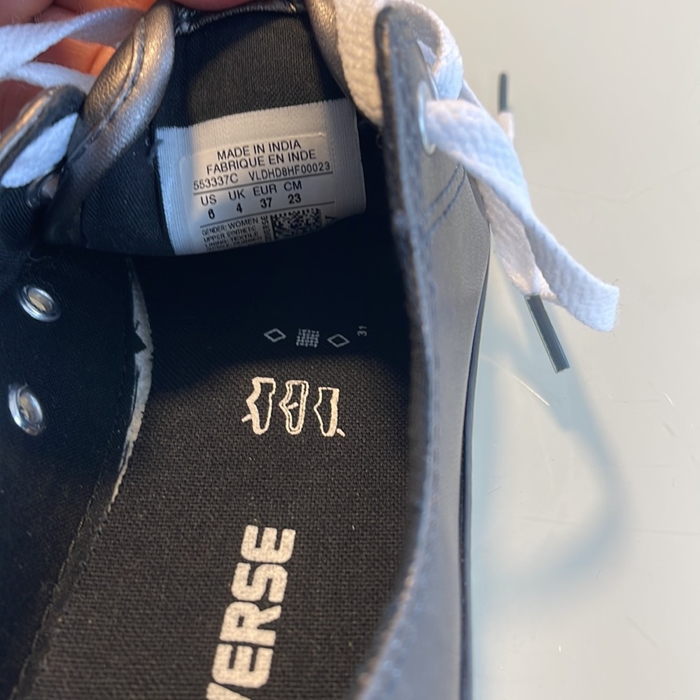 NWOT Converse All Stars Runners - Picture 4 of 5